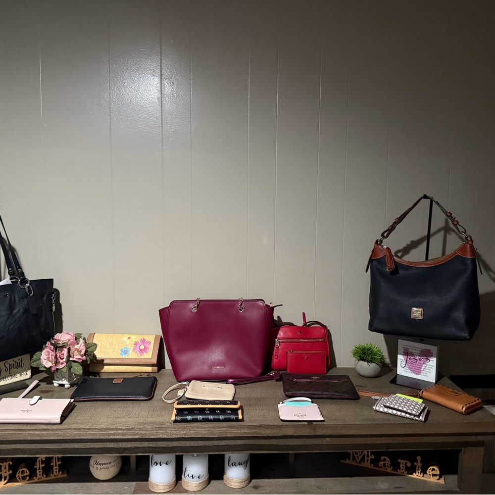 UNLISTED PURSES